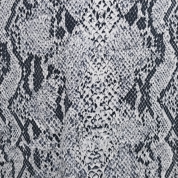 80s 90s 100% Silk Snake Python Print Pullover Popover Top Size M Clio Vintage - Picture 5 of 5